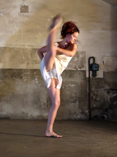 Première "Nachtgeschwister", 9.6.2012, Alte Schlosserei, Basel.
Foto: Urs Schmid Première "Nachtgeschwister", 9.6.2012, Alte Schlosserei, Basel.
Foto: Urs Schmid